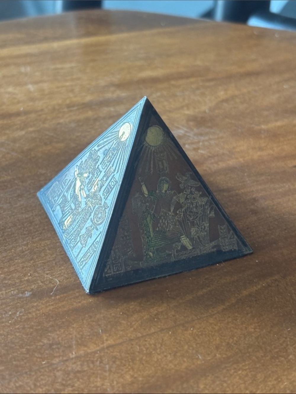 Vtg Brass and copper Egyptian revival pyramid paperweight/trinket 1960s